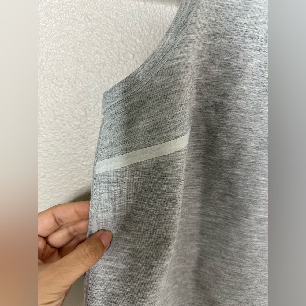 Lululemon Gray Tank size 2 open back tank - Picture 2 of 5
